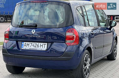 Хэтчбек Renault Modus 2010 в 