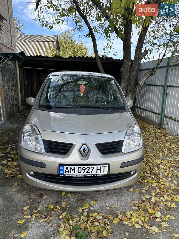 Хетчбек Renault Modus 2006 в Олександрії