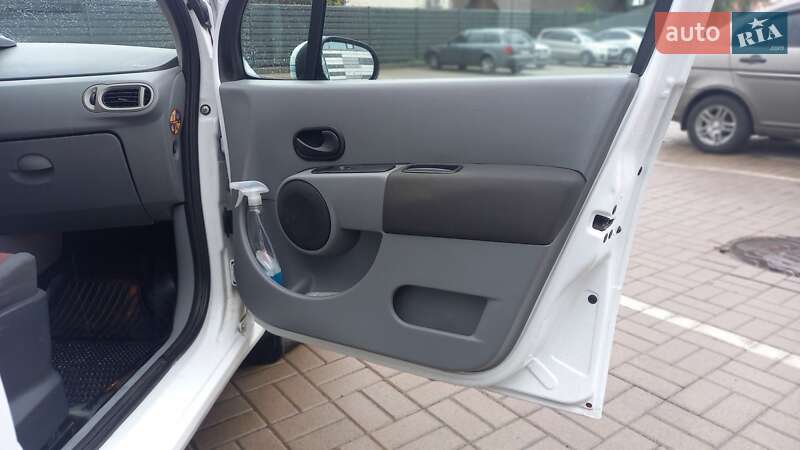 Хетчбек Renault Modus 2007 в Черкасах фото 17 Хетчбек Renault Modus 2007 в Черкасах