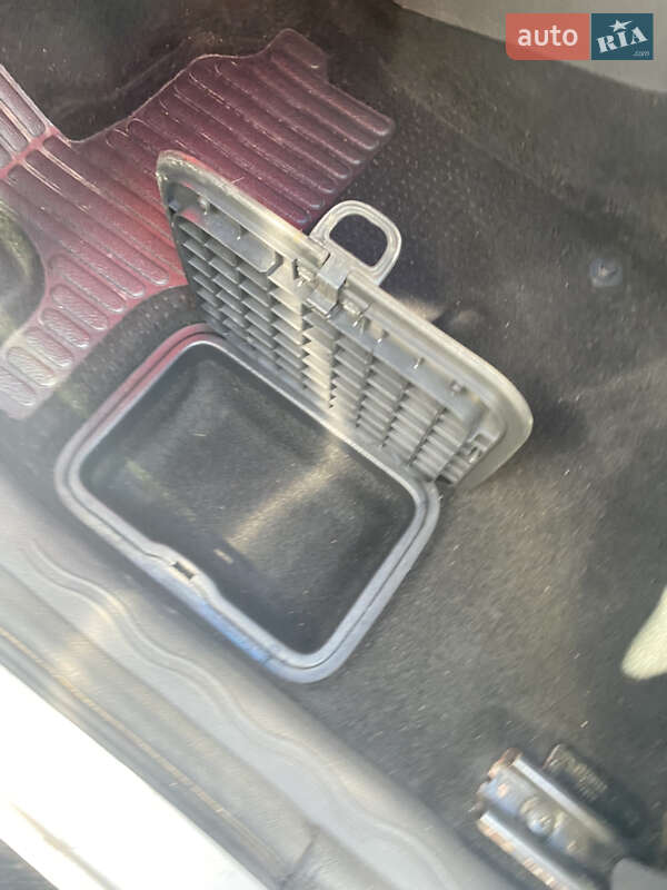 Хэтчбек Renault Modus 2011 в Виннице