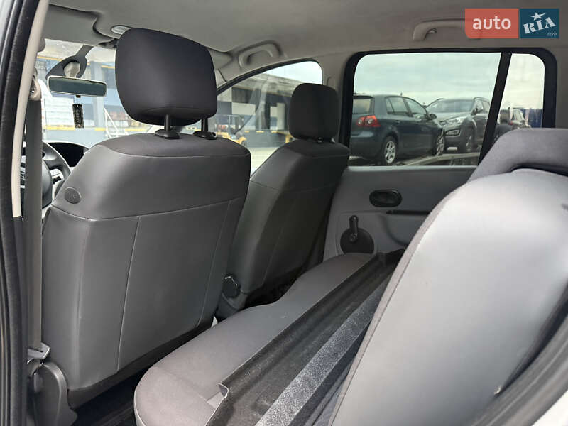 Хетчбек Renault Modus 2009 в Рівному