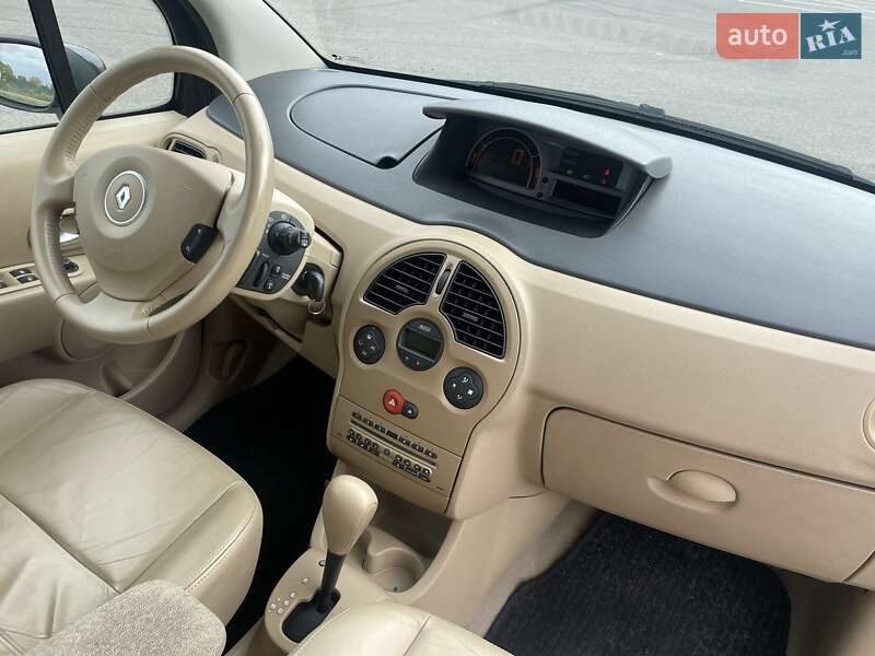 Хэтчбек Renault Modus 2005 в Луцке фото 7 Хэтчбек Renault Modus 2005 в Луцке