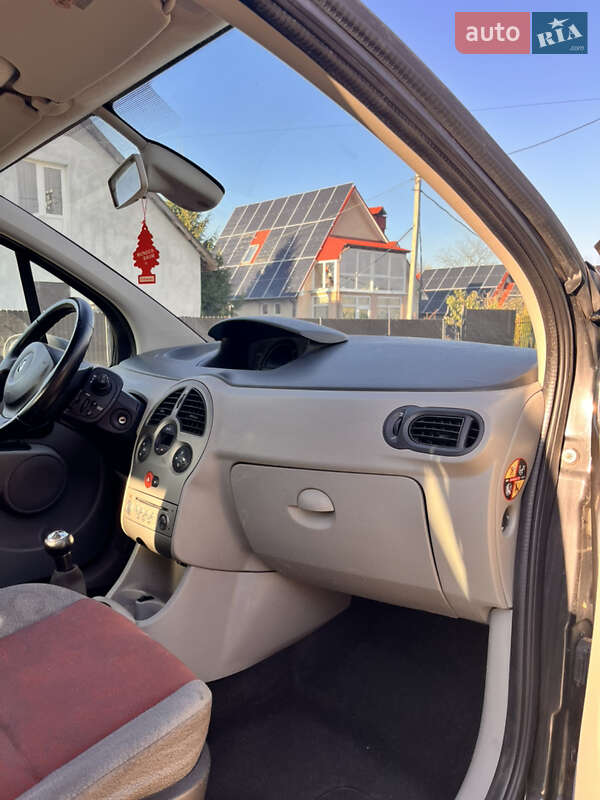 Хэтчбек Renault Modus 2005 в Киверцах