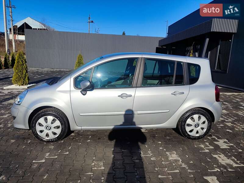 Хетчбек Renault Modus 2012 в Чернівцях фото 3 Хетчбек Renault Modus 2012 в Чернівцях