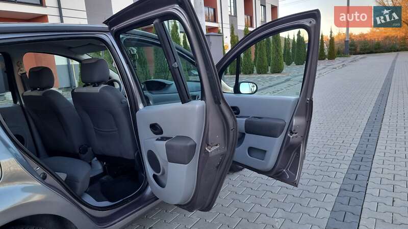 Хетчбек Renault Modus 2007 в Луцьку фото 23 Хетчбек Renault Modus 2007 в Луцьку