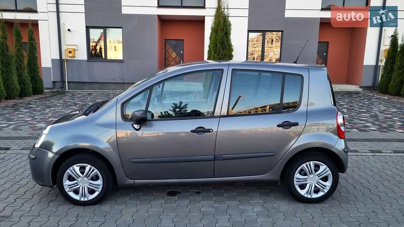 Хетчбек Renault Modus 2007 в Луцьку фото 46 Хетчбек Renault Modus 2007 в Луцьку