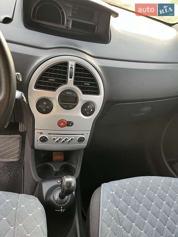 Хэтчбек Renault Modus 2008 в Гайсине фото 11 Хэтчбек Renault Modus 2008 в Гайсине