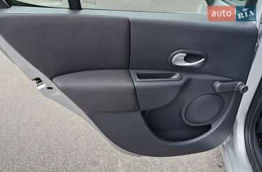 Мінівен Renault Modus 2007 в Чернігові