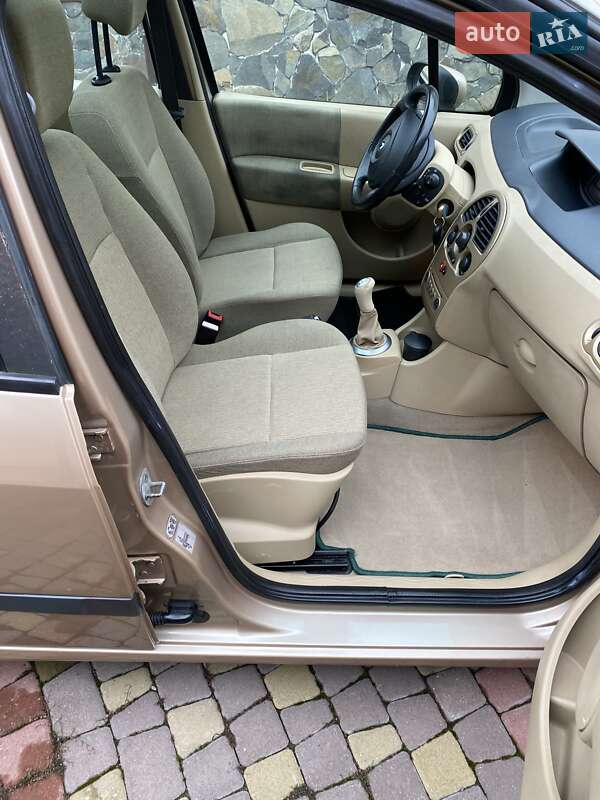 Хэтчбек Renault Modus 2004 в Черновцах фото 12 Хэтчбек Renault Modus 2004 в Черновцах