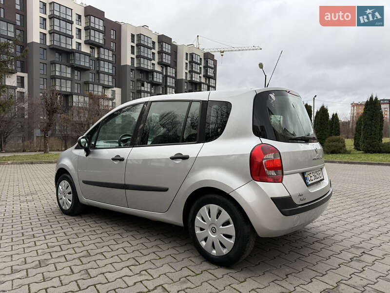 Хэтчбек Renault Modus 2008 в Черновцах