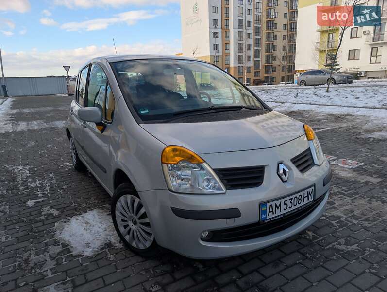 Хэтчбек Renault Modus 2005 в Здолбунове
