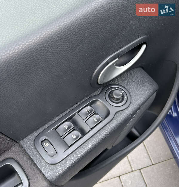 Хетчбек Renault Modus 2009 в Шепетівці фото 14 Хетчбек Renault Modus 2009 в Шепетівці