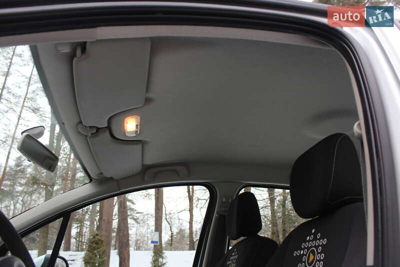 Хетчбек Renault Modus 2012 в Трускавці фото 48 Хетчбек Renault Modus 2012 в Трускавці