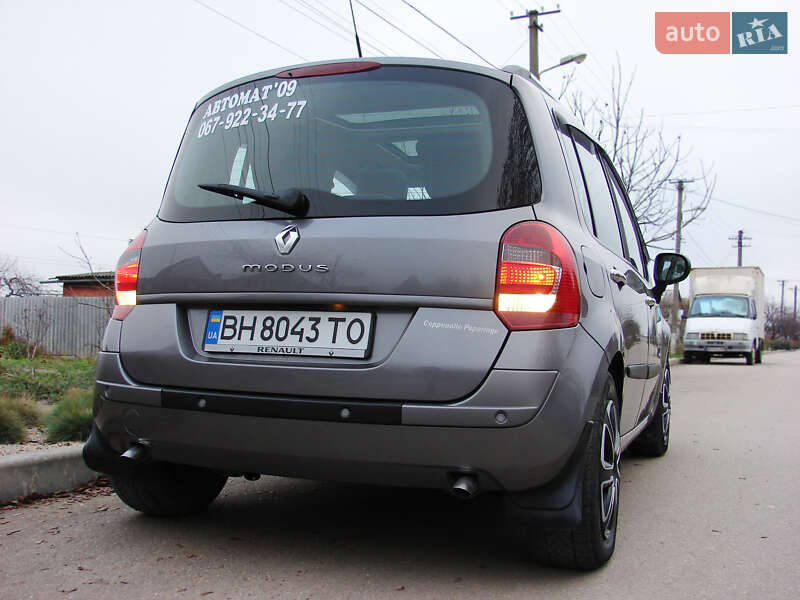 Хэтчбек Renault Modus 2009 в Одессе