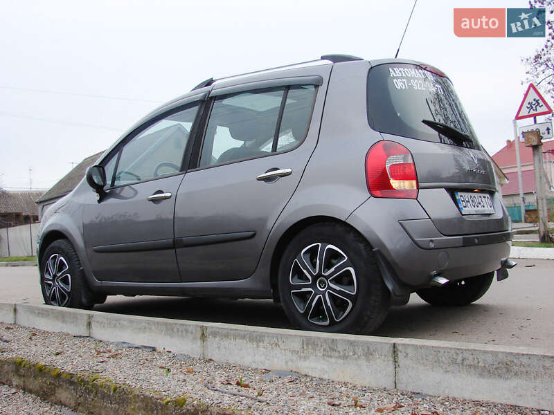 Хэтчбек Renault Modus 2009 в Одессе