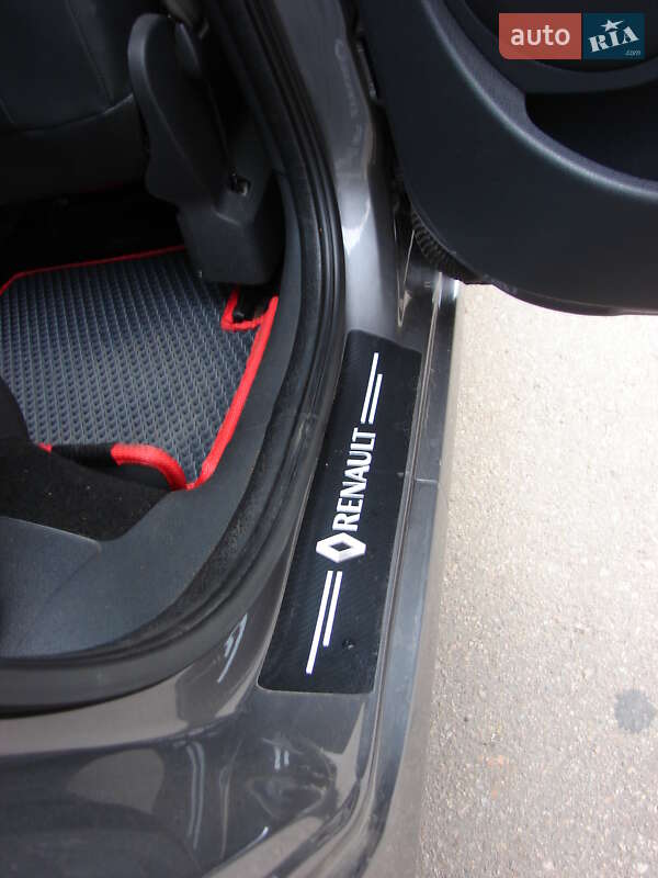Хэтчбек Renault Modus 2009 в Одессе