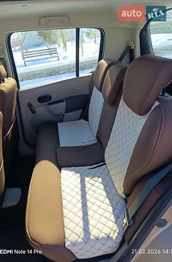 Хэтчбек Renault Modus 2005 в Тараще