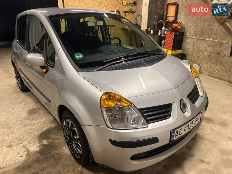 Хэтчбек Renault Modus 2006 в Луцке