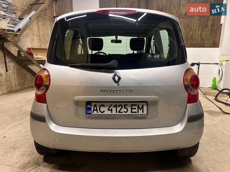 Хэтчбек Renault Modus 2006 в Луцке