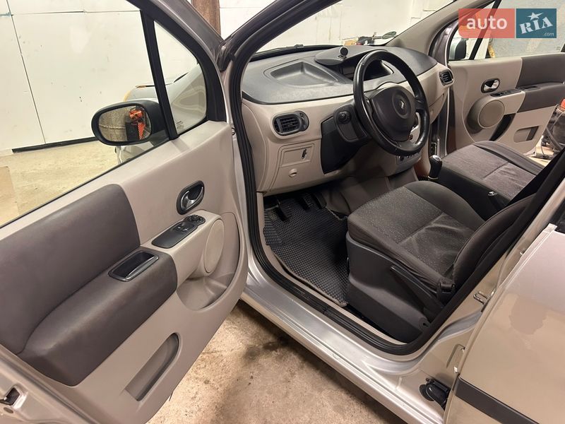 Хэтчбек Renault Modus 2006 в Луцке