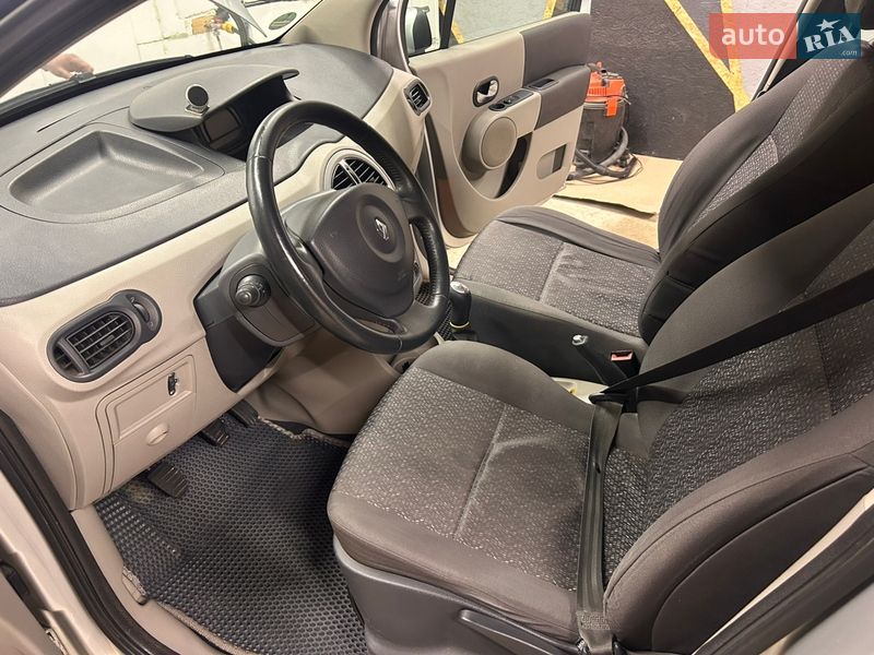 Хэтчбек Renault Modus 2006 в Луцке