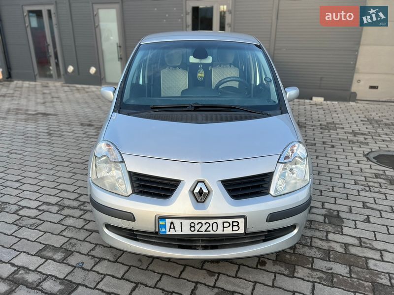 Хэтчбек Renault Modus 2006 в Малине