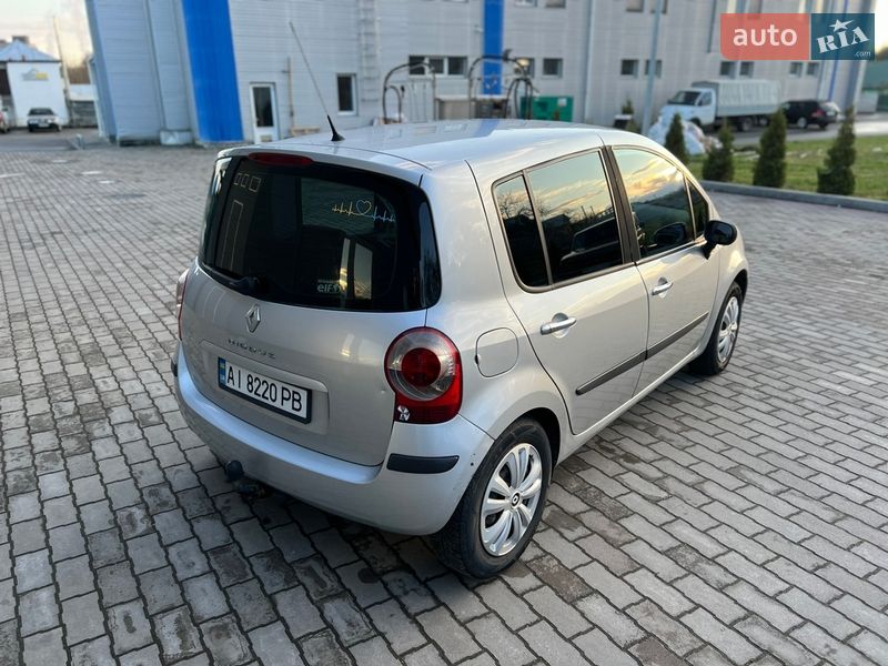 Хэтчбек Renault Modus 2006 в Малине