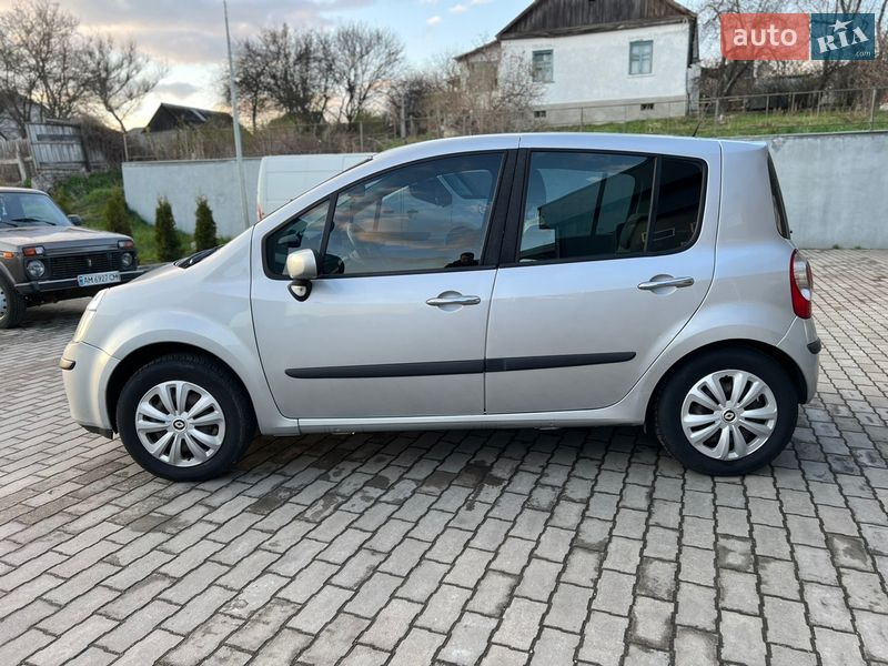 Хэтчбек Renault Modus 2006 в Малине