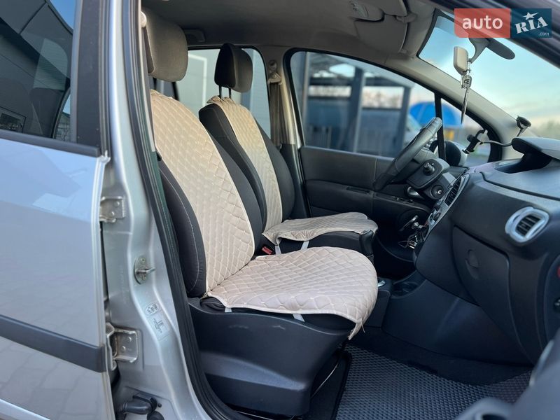 Хэтчбек Renault Modus 2006 в Малине