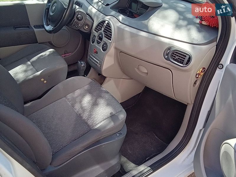 Хетчбек Renault Modus 2005 в Золотоноші