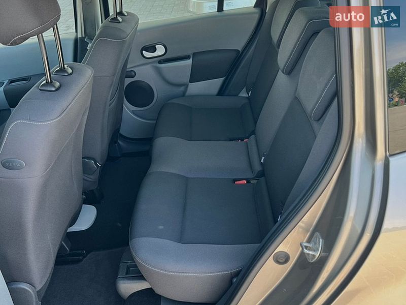 Хэтчбек Renault Modus 2012 в Житомире