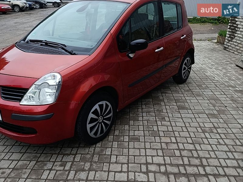 Хэтчбек Renault Modus 2007 в Хмельнике