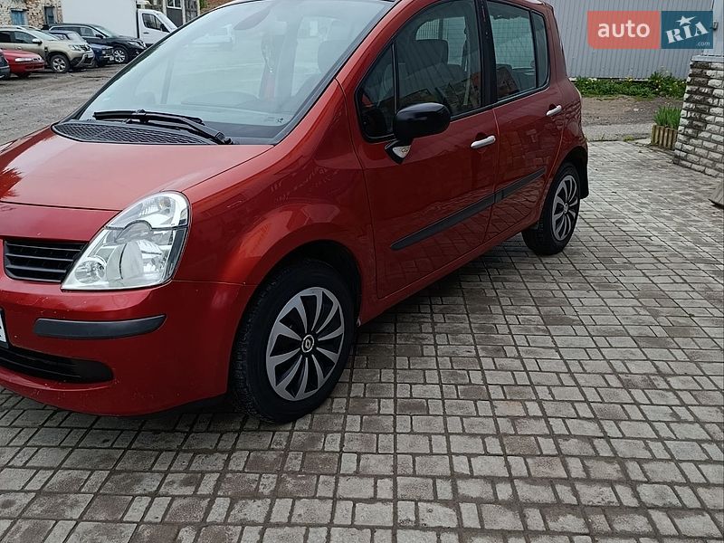 Хэтчбек Renault Modus 2007 в Хмельнике