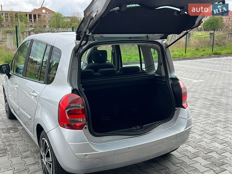 Хэтчбек Renault Modus 2009 в Луцке