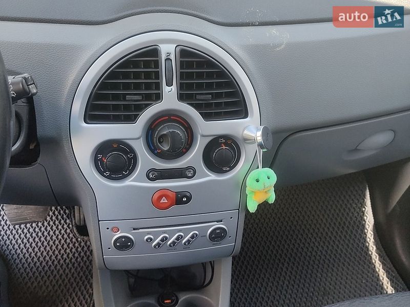 Хэтчбек Renault Modus 2010 в Львове