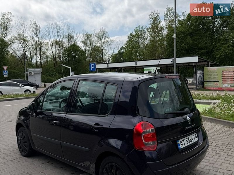 Хэтчбек Renault Modus 2008 в Ивано-Франковске