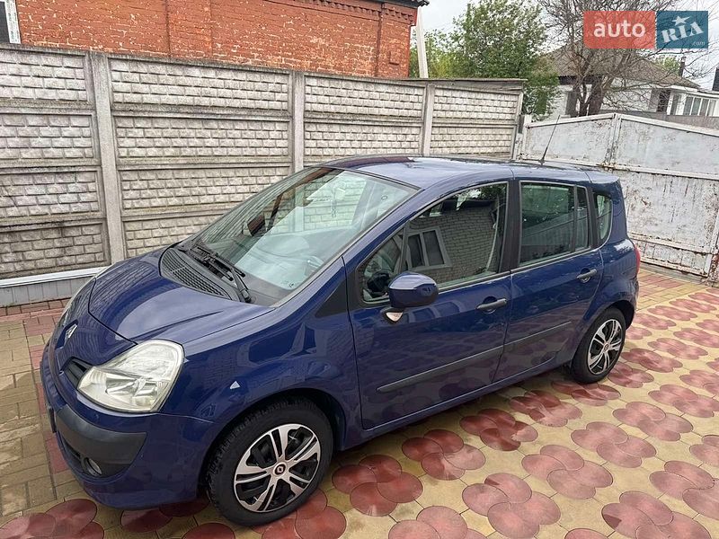 Хэтчбек Renault Modus 2008 в Киеве