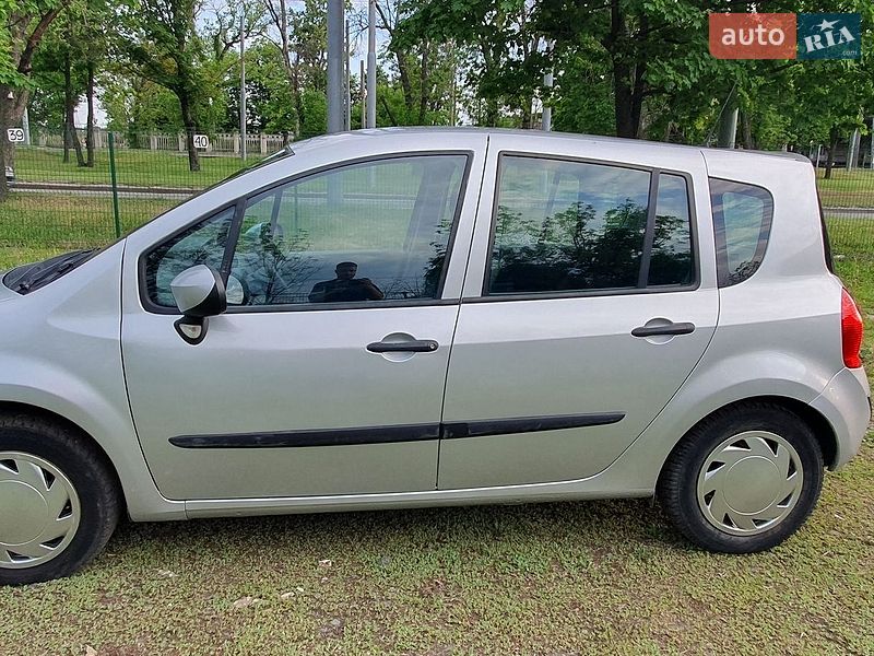 Хэтчбек Renault Modus 2008 в Харькове
