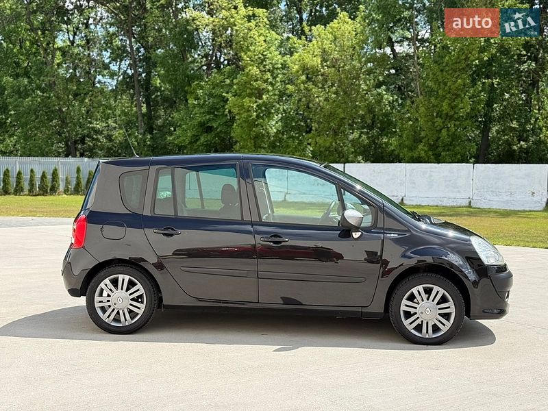Хэтчбек Renault Modus 2011 в Луцке