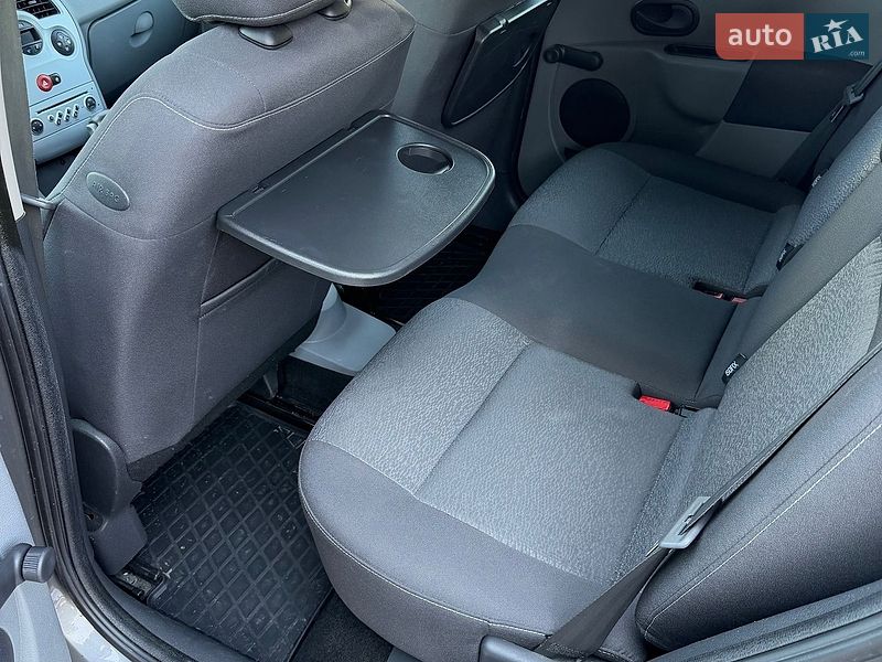 Хэтчбек Renault Modus 2011 в Черкассах
