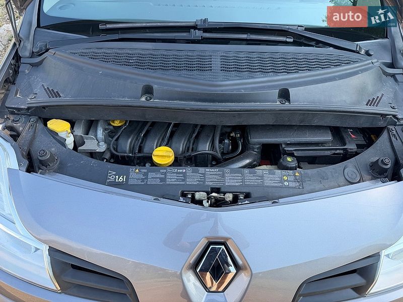 Хэтчбек Renault Modus 2011 в Черкассах