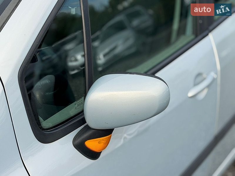 Хэтчбек Renault Modus 2006 в Виннице фото 5 Хэтчбек Renault Modus 2006 в Виннице