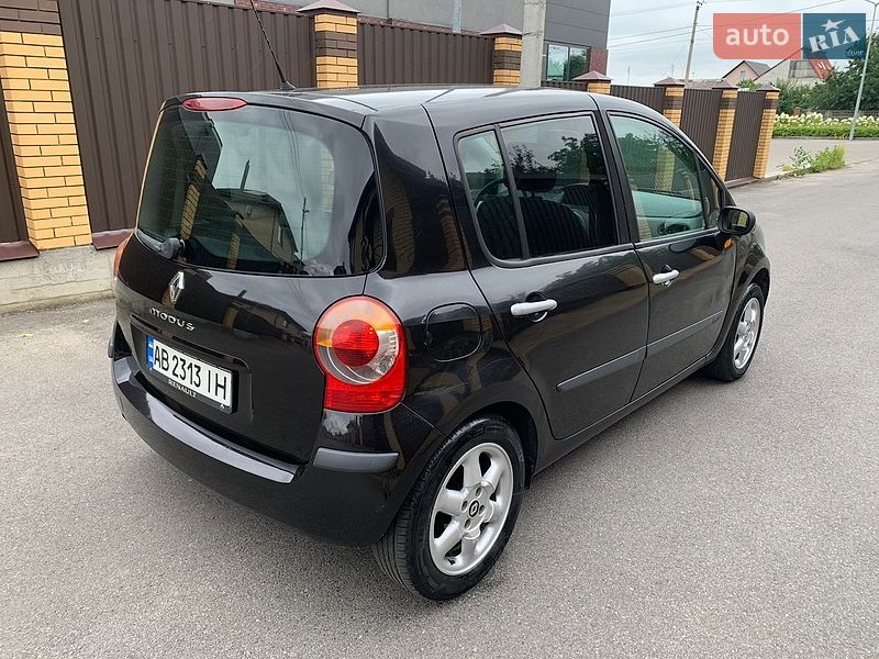 Хэтчбек Renault Modus 2006 в Виннице