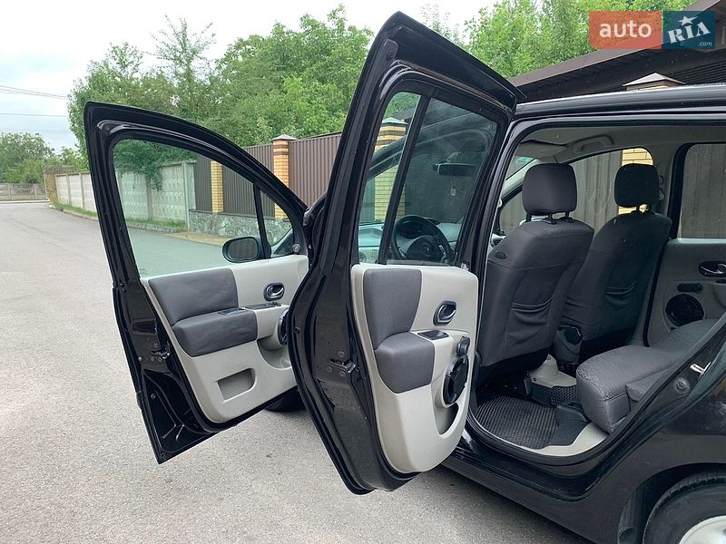 Хэтчбек Renault Modus 2006 в Виннице