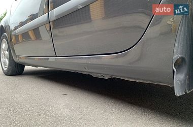 Хэтчбек Renault Modus 2006 в Виннице