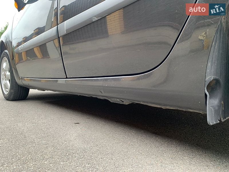 Хэтчбек Renault Modus 2006 в Виннице