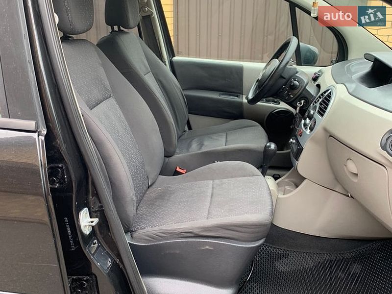 Хэтчбек Renault Modus 2006 в Виннице