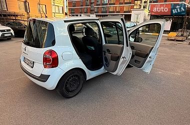 Хэтчбек Renault Modus 2010 в Киеве