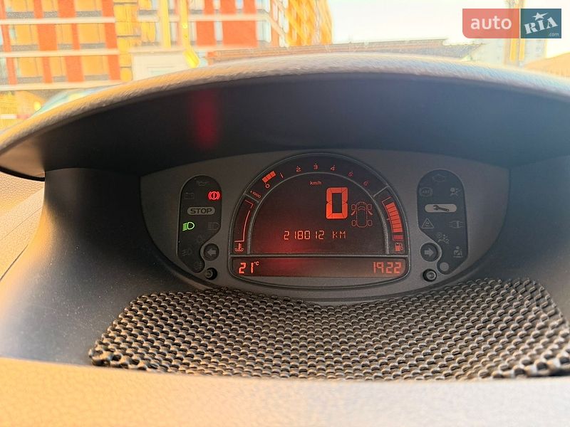 Хэтчбек Renault Modus 2010 в Киеве