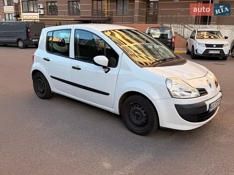 Хэтчбек Renault Modus 2010 в Киеве